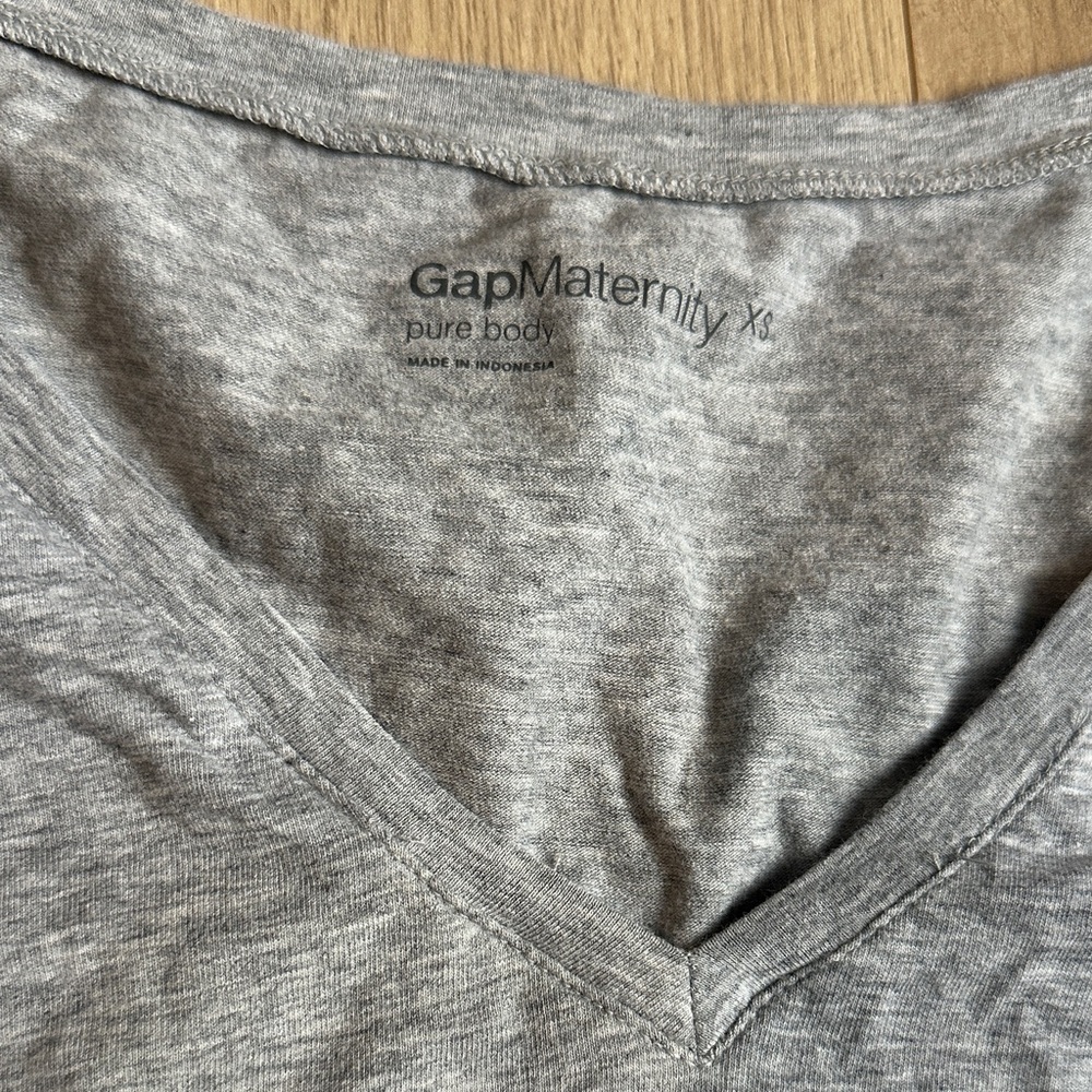Gap Maternity Gray V-Neck Top